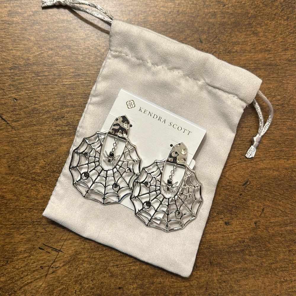 Kendra Scott Spiderweb Earrings